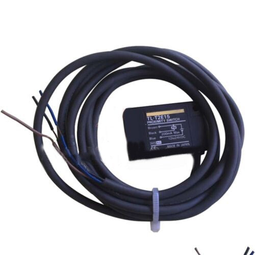 1PC Omron TL-T2E15 TLT2E15 Proximity Sensor Free Shipping