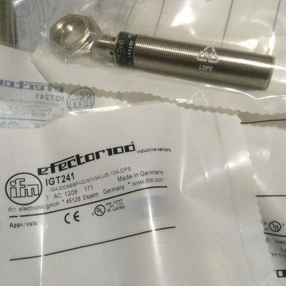 IFM IGT241 Proximity Switch Sensor One Free Shipping