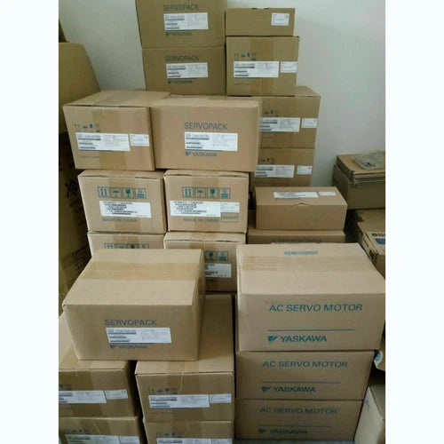 Yaskawa SGMG-09V2ABC Servo Motor 1PC ping SGMG09V2ABC