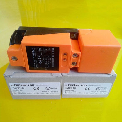 One IFM IM0010 Inductive Sensor ping