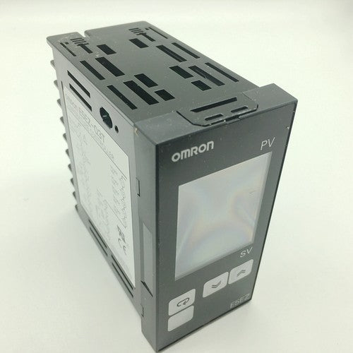 Omron E5EZ-Q3T Temperature Controller One Free Shipping E5EZQ3T
