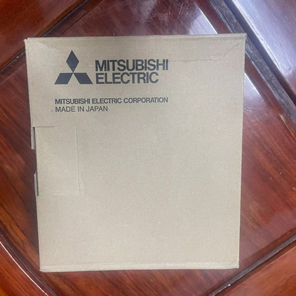 Mitsubishi GT15-75QBUSL Touch Screen GT1575QBUSL One ping