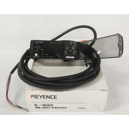 Keyence IL-1050 Laser Sensor IL1050 ping 1PC