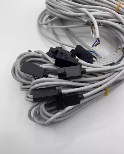 1PC SMC D-F79 Magnetic Switch DF79 Free Shipping