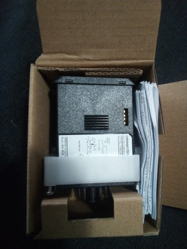1PC Omron E5CC-RW2AUM-000 Temperature Controller ping