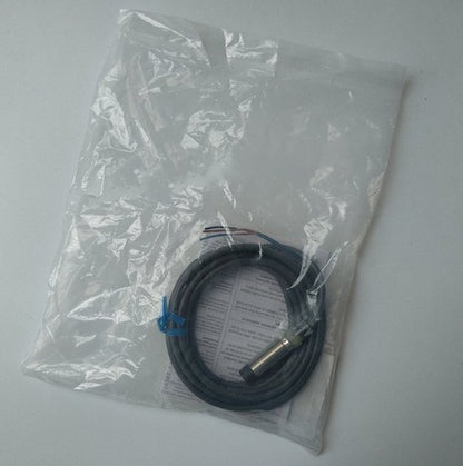 Omron E2B-M12KN08-WZ-C1 Proximity Switch One Free Shipping E2BM12KN08WZC1
