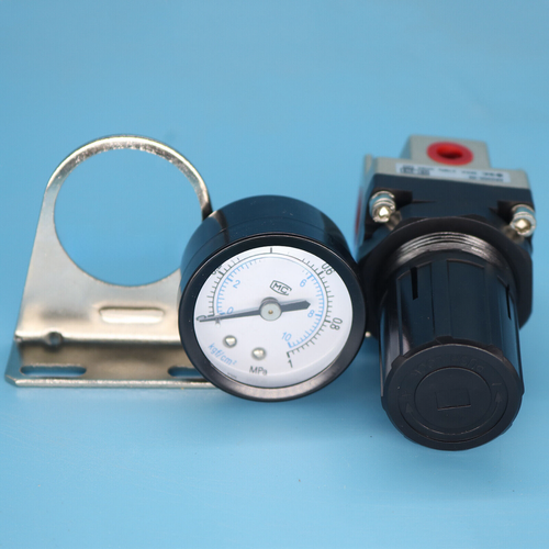 1PC SMC AR2000-02 Control Valve Manifold Regulator AR200002 Free Shipping