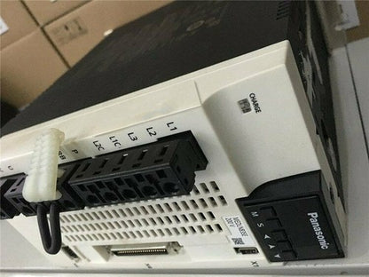 Panasonic MEDLN83SE Servo Drive 1PC ping