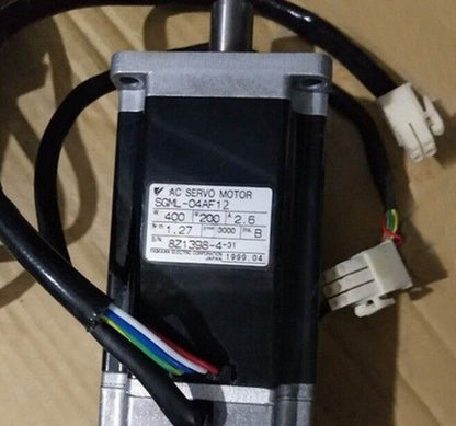 Yaskawa SGML-04AF12 Servo Motor 1PC ping SGML04AF12