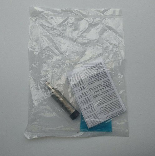 Omron E2B-M18LN16-M1-B1 Proximity Sensor Free Shipping One E2BM18LN16M1B1