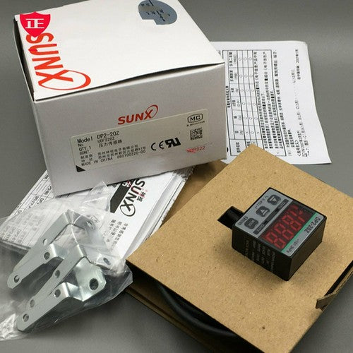 Panasonic SUNX DP2-20Z Pressure Sensor 1PC Free Shipping DP220Z