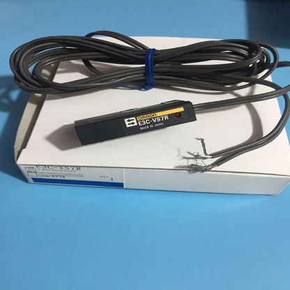 Omron E3C-VS7R Photoelectric Switch One E3CVS7R Free Shipping