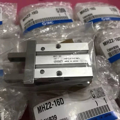 1PC SMC MHZ2-16D Cylinder MHZ216D Free Shipping