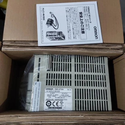 Omron R88D-WT08H Servo Driver One ping R88DWT08H