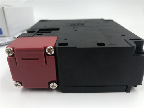 Omron D4NL-1DFA-BS Safety Switch for Reliable Operation - OMRON