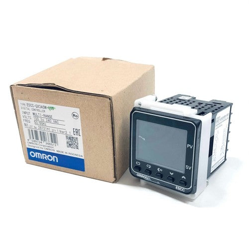 Omron E5CC-QX3A5M-000 Temperature Controller One E5CCQX3A5M000