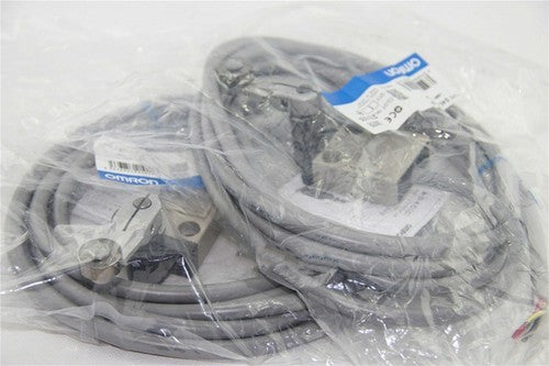 Omron D4C-1220 Limit Switch One Free Shipping D4C1220