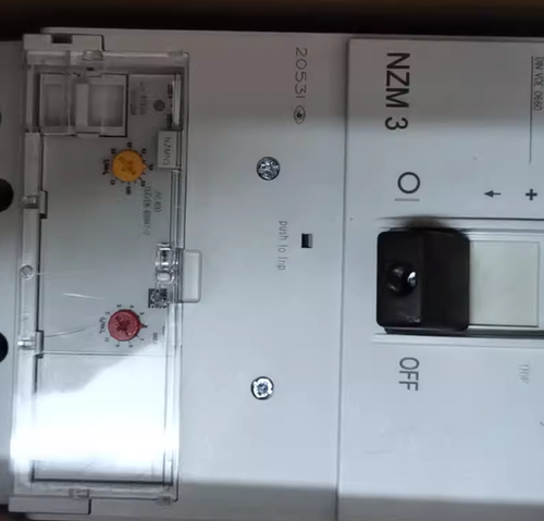 1PC Eaton Moeller NZMN3-AE400 Circuit Breaker NZMN3AE40 ping