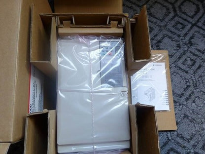 Yaskawa CIMR-VB4A0018FBA Inverter 1PC ping CIMRVB4A0018FBA