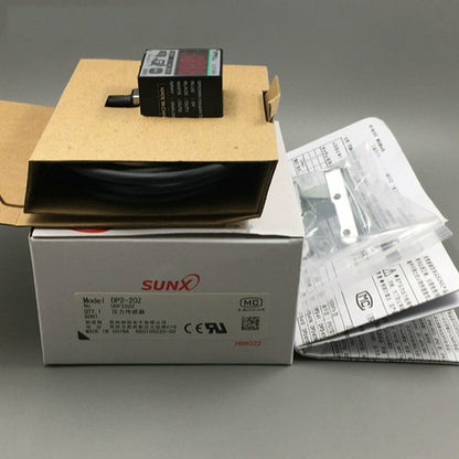 Panasonic SUNX DP2-20Z Pressure Sensor 1PC Free Shipping DP220Z
