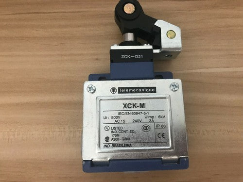1PC XCK-M121 ZCK-D21 Limit Switch Free Shipping XCKM121