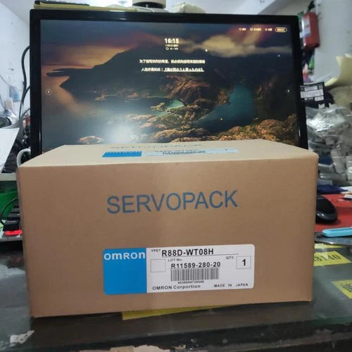 Omron R88D-WT08H Servo Driver One ping R88DWT08H