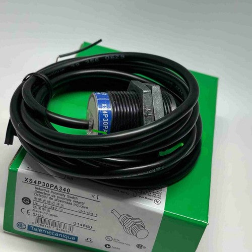 1PC Telemecanique XS4P30PA340 Proximity Sensor Free Shipping