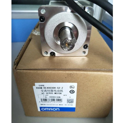 Omron R88M-KE40030H-S2-Z Servo Motor 1PC ping