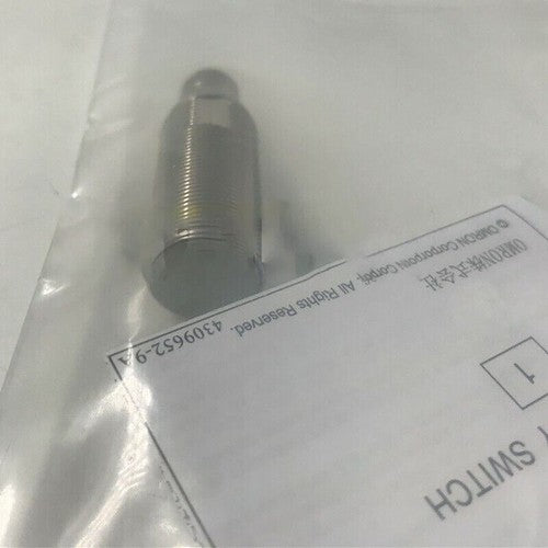 Omron E2E-X5E1-M1 Proximity Switch One Free Shipping E2EX5E1M1