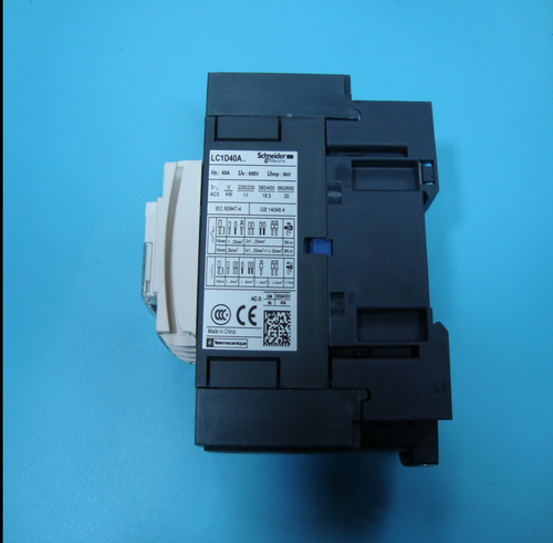 1PC Schneider LC1D40AF7C Contactor Free Shipping