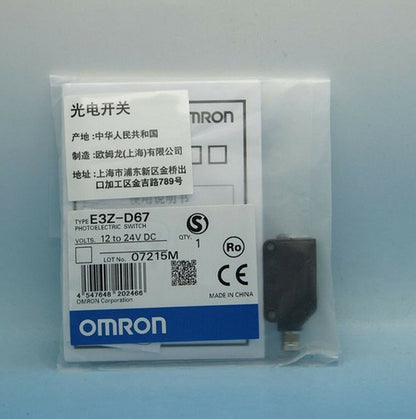Omron E3Z-D67 Photoelectric Switch One Free Shipping E3ZD67