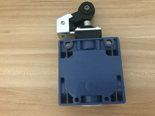 1PC XCK-M121 ZCK-D21 Limit Switch Free Shipping XCKM121