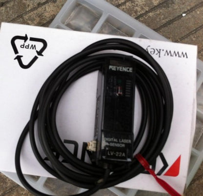 1PC Keyence LV-22A Laser Sensor LV22A Free Shipping