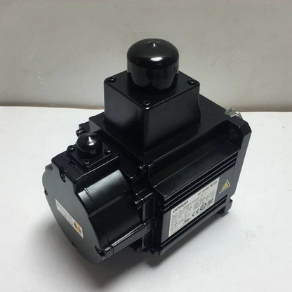 Omron R88M-K75030F-S2-Z Servo Motor 1PC ping R88MK75030FS2Z