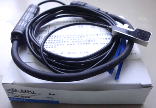 Omron ZX-EV04T Sensor One ping ZXEV04T