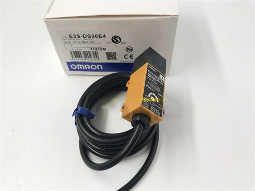 Omron E3S-DS30E4 Photoelectric Switch One Free Shipping E3SDS30E4
