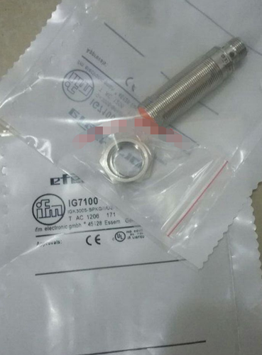 IFM IG7100 Proximity Switch One Free Shipping