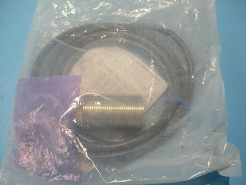 OMRON E2E-X10D1-N Proximity Switch E2EX10D1N 1PC Free Shipping