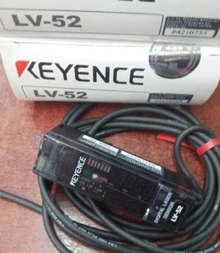1PC Keyence LV-52 Digital laser sensor LV52 ping