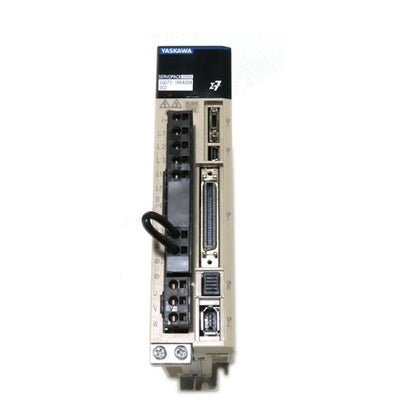 1PC Yaskawa servo driver SGD7S-1R6A00A