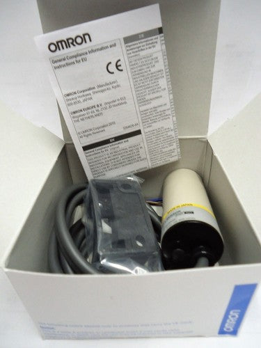 Omron E2K-C25MF1 Capacitive Proximity Switch Free Shipping One E2KC25MF1