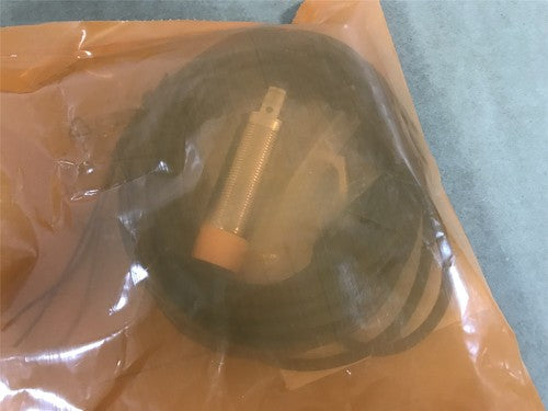 IFM IGT208 Proximity Switch Sensor One Free Shipping
