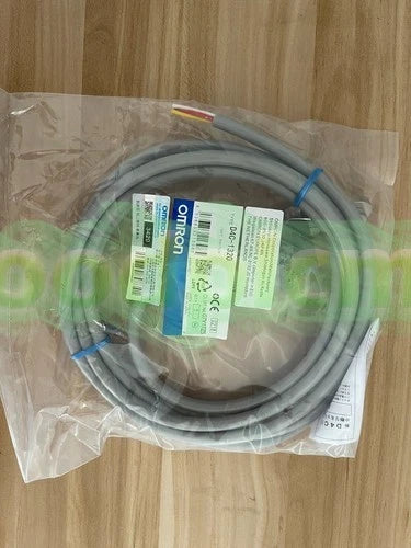 1PC Omron D4C-1320 D4C1320 Limit Switch