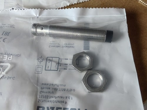 BALLUFF BES036R BES 516-356-SA24-S4-C Proximity Switch One Free Shipping