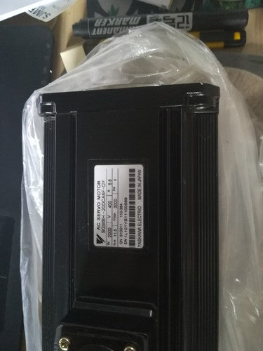 Yaskawa SGMSH-20DCA6F-OY Servo Motor 1PC ping
