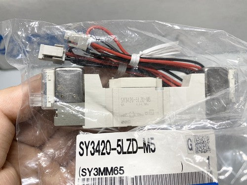 1PC SMC SY3420-5LZD-M5 Solenoid Valve Free Shipping SY34205LZDM5