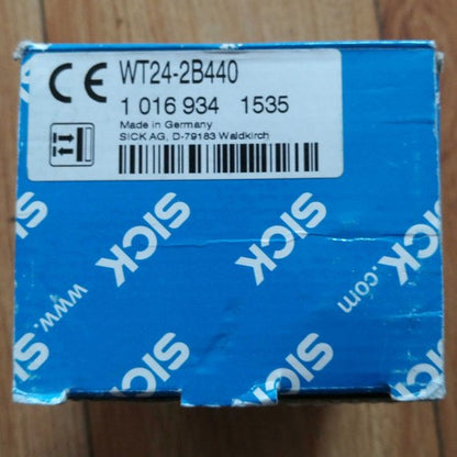 SICK WT24-2B440 Photoelectric Sensor One ping WT242B440