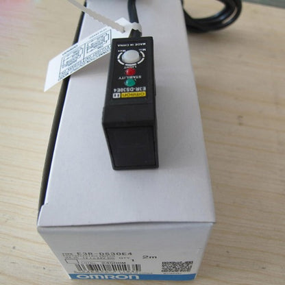 Omron E3R-DS30E4 Photoelectric Switch E3RDS30E4 One Free Shipping
