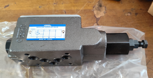 YUKEN MRA-03-B-30 Stacked pressure reducing valve 1PC ping
