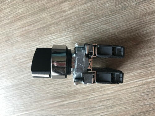 1PC Schneider XB4BD33 Selector Switch Free Shipping